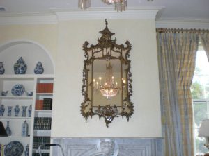Decorative mirror hanging